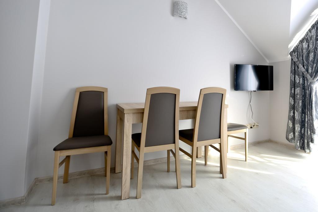 Apartamenty Pod Skrzycznem ชเจอร์ค ภายนอก รูปภาพ