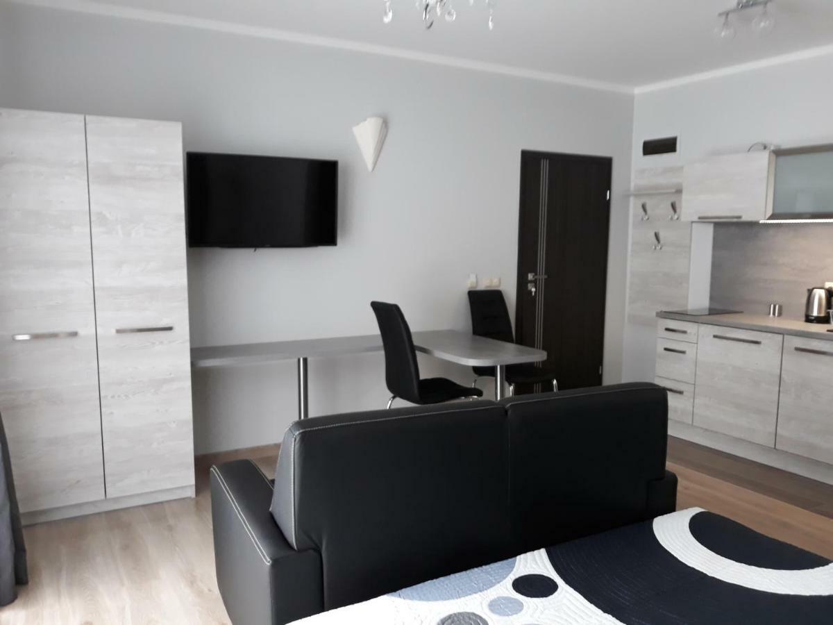Apartamenty Pod Skrzycznem ชเจอร์ค ภายนอก รูปภาพ